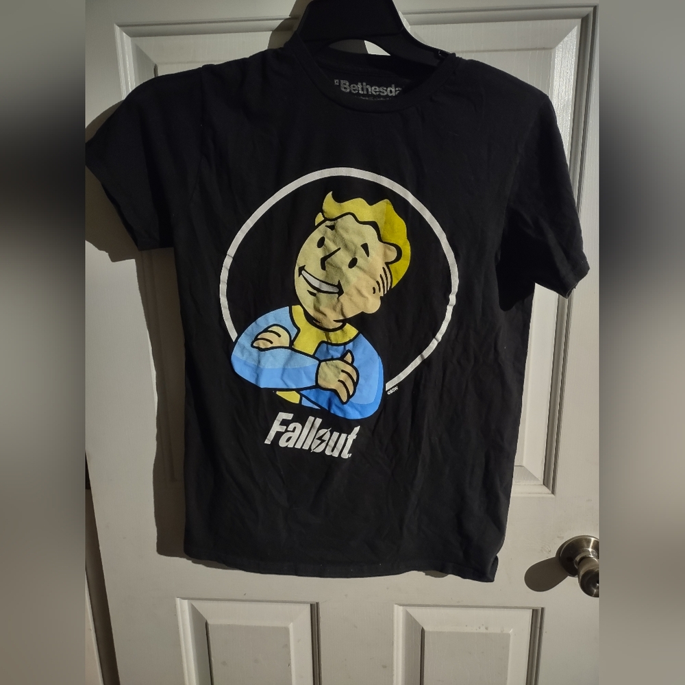 Black Fallout Graphic T-Shirt